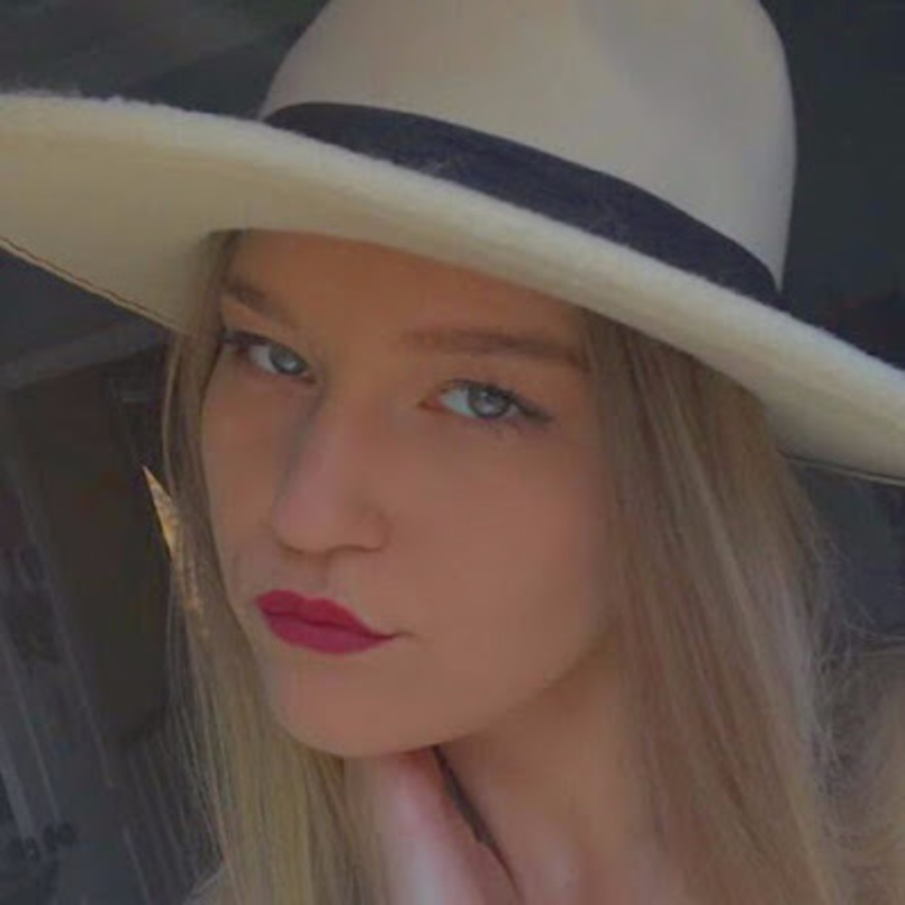 Meet your Posher, Megan